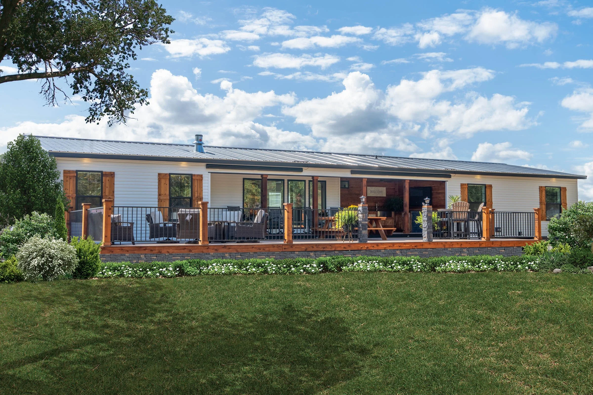 driftwood back ext day 5978 1